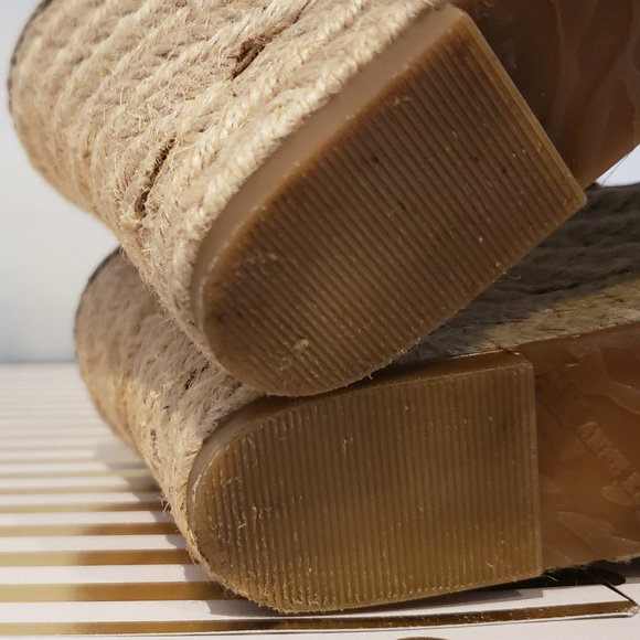 Anne Klein snake skin espadrille wedge - Picture 7 of 8